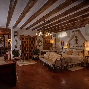 https://alojamiento-mazari.es-andalucia.com