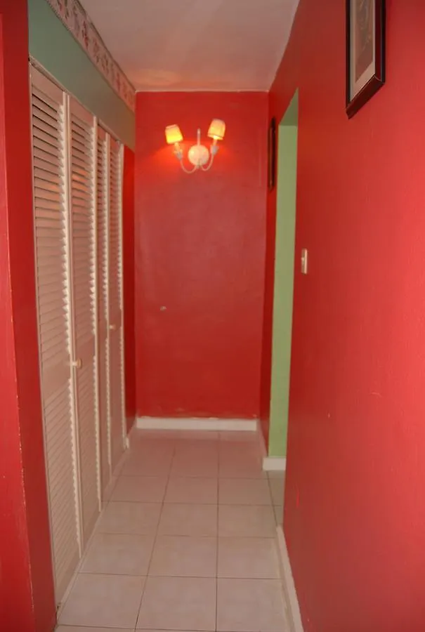 Pink Hibiscus Bed And Breakfast Montego Bay 0*,  Jamaica